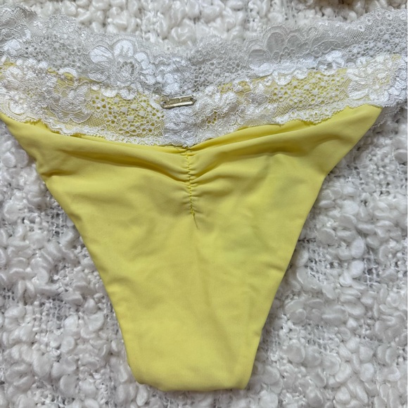 Beach bunny bikini set strings style lemon yellow size small. - Picture 7 of 10